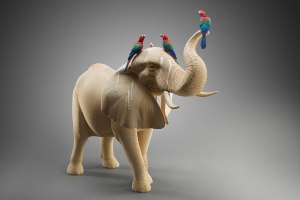 Facial tratement / 67x77cm / painted limewood / 2016