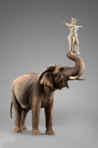 Titanic / 120 x 106 x 38 cm / limewood / 2019