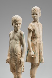 United and independent 73 x 43 x 23 cm limewood, cotton fabric 2023